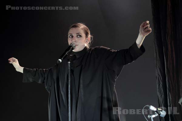 LYKKE LI - 2011-06-23 - PARIS - La Cigale - 